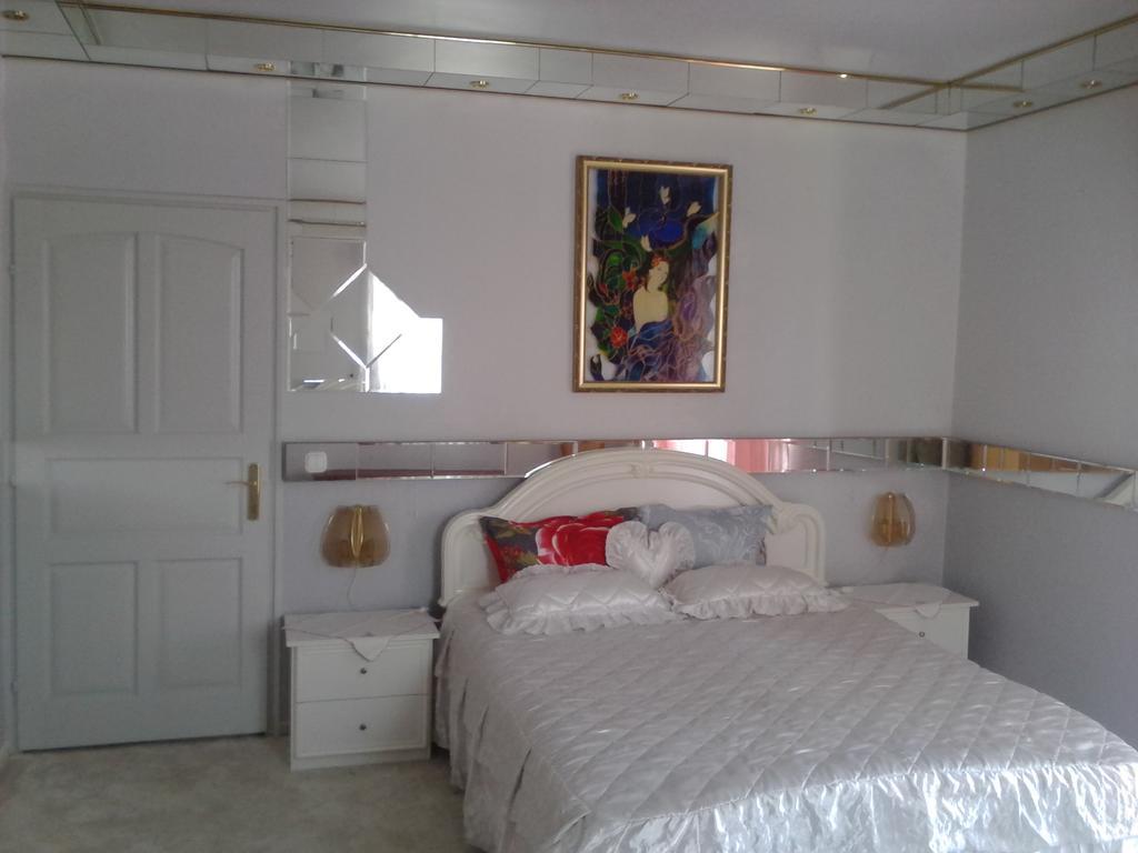 Kristaly Apartman Bed and Breakfast Hévíz Buitenkant foto
