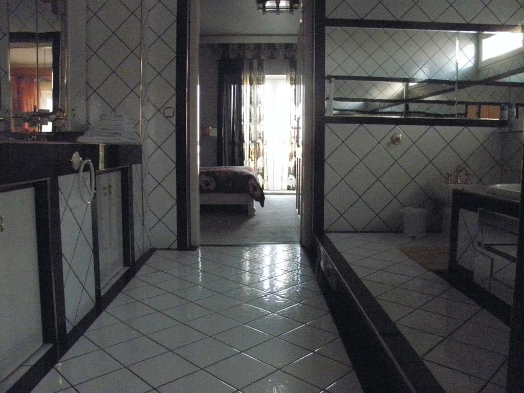 Kristaly Apartman Bed and Breakfast Hévíz Buitenkant foto