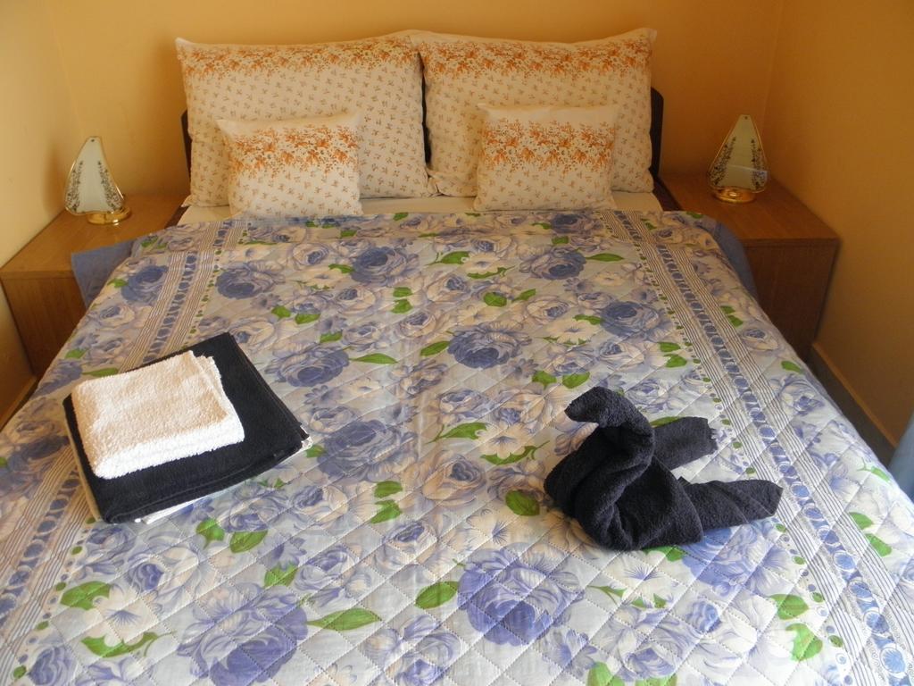 Kristaly Apartman Bed and Breakfast Hévíz Buitenkant foto