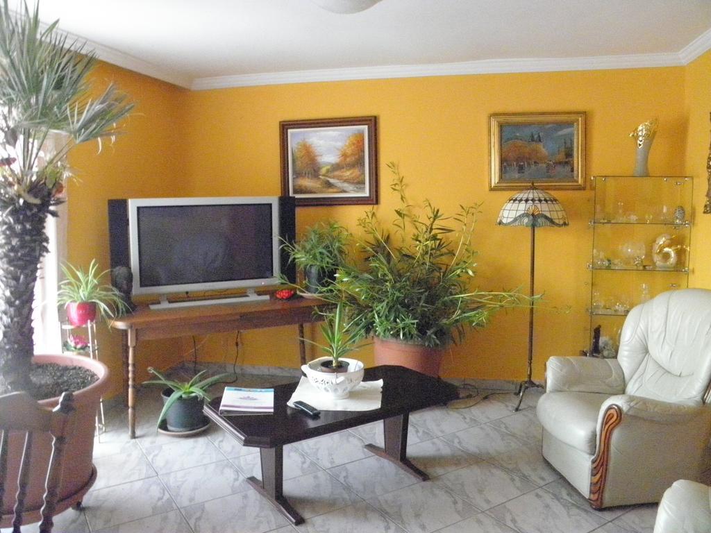 Kristaly Apartman Bed and Breakfast Hévíz Buitenkant foto