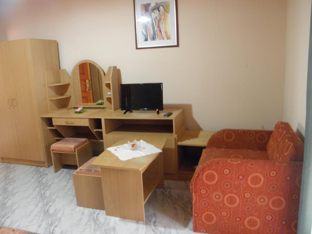 Kristaly Apartman Bed and Breakfast Hévíz Buitenkant foto