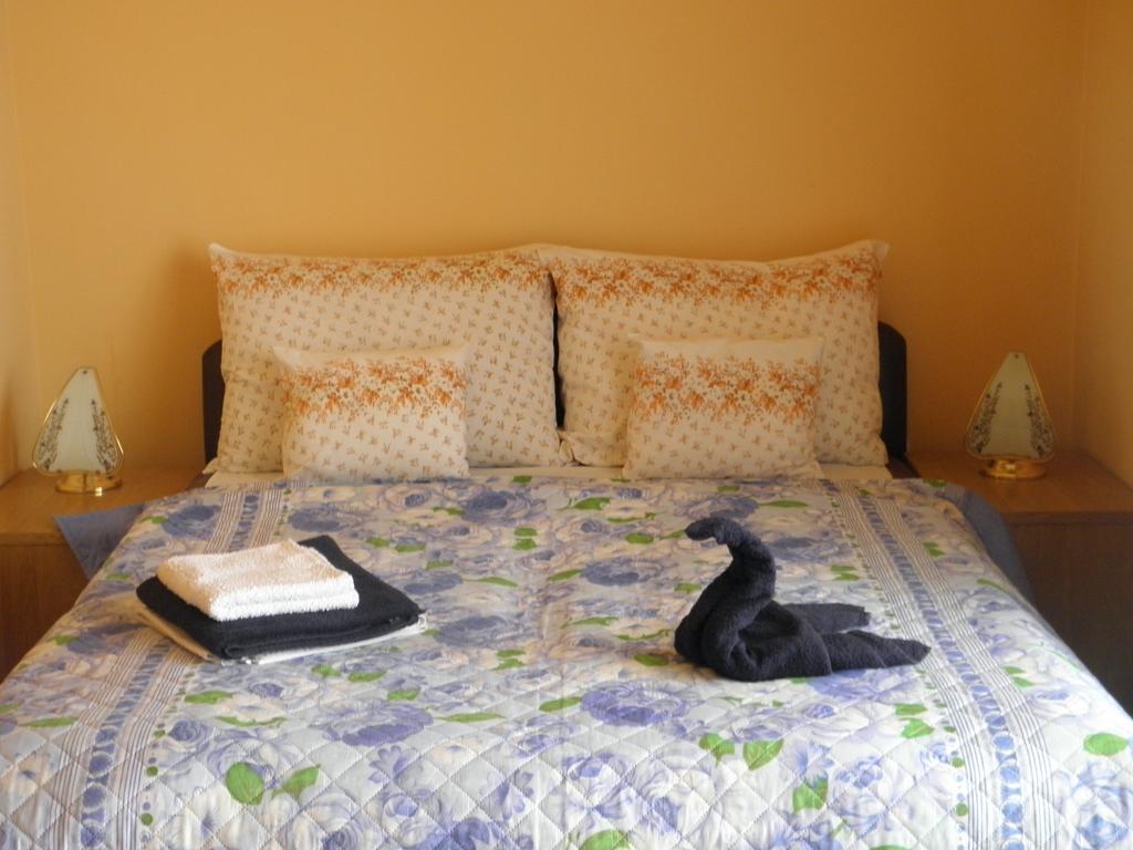 Kristaly Apartman Bed and Breakfast Hévíz Buitenkant foto